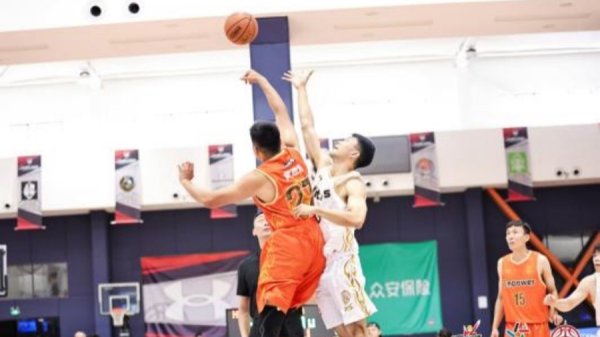 博兴优配 战火重燃！上冠篮球联赛季后赛开幕，二十支劲旅竞争八强席位